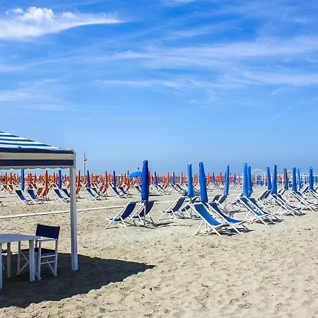 Prázdninový dům Gorgeous In With Kitchen