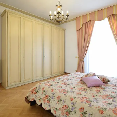 Gorgeous In With Kitchen * Viareggio