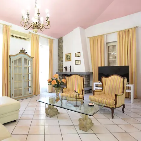 Gorgeous In With Kitchen Prázdninový dům *